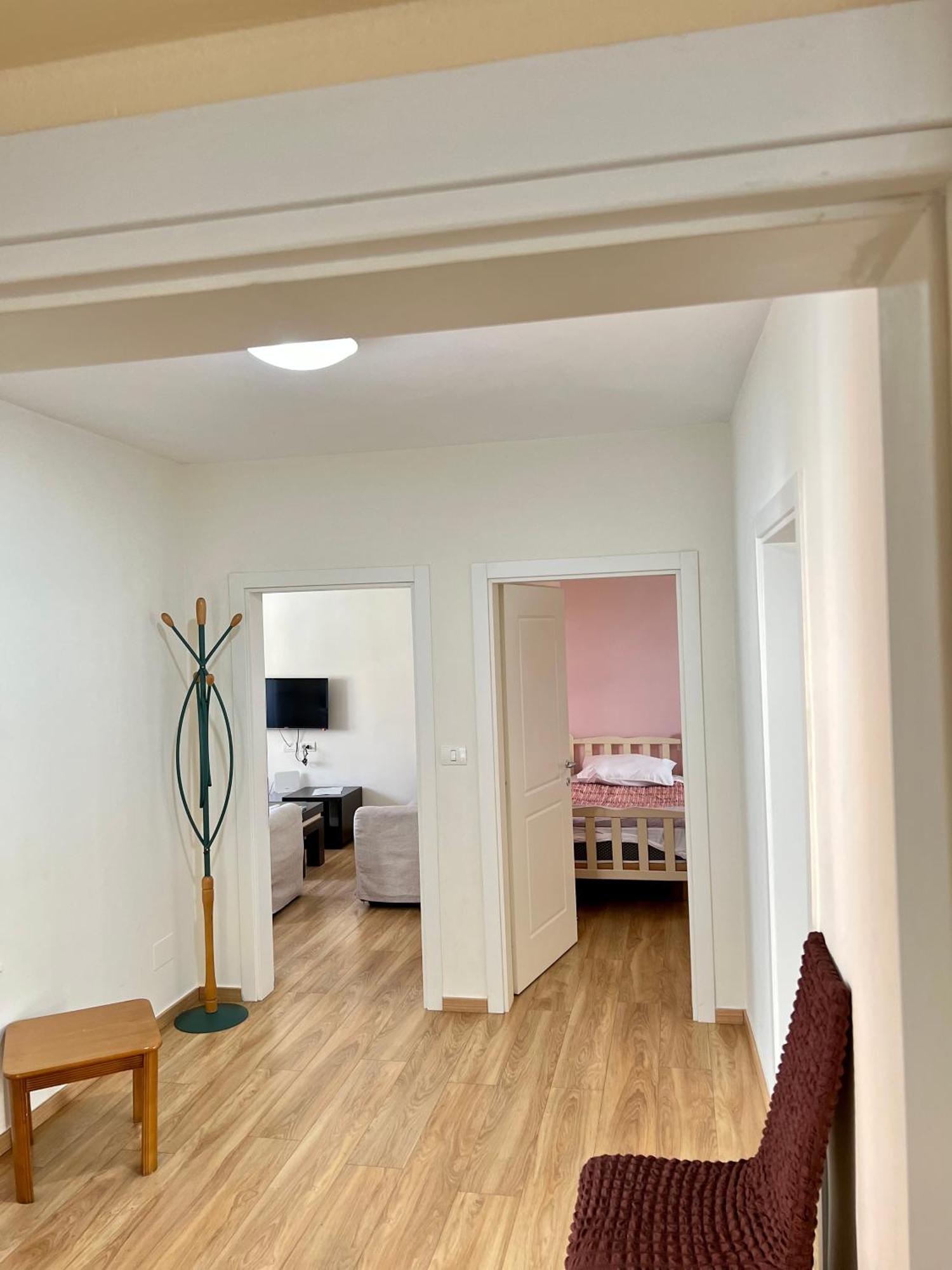 Skanderbeg Square Apartment ティラナ エクステリア 写真