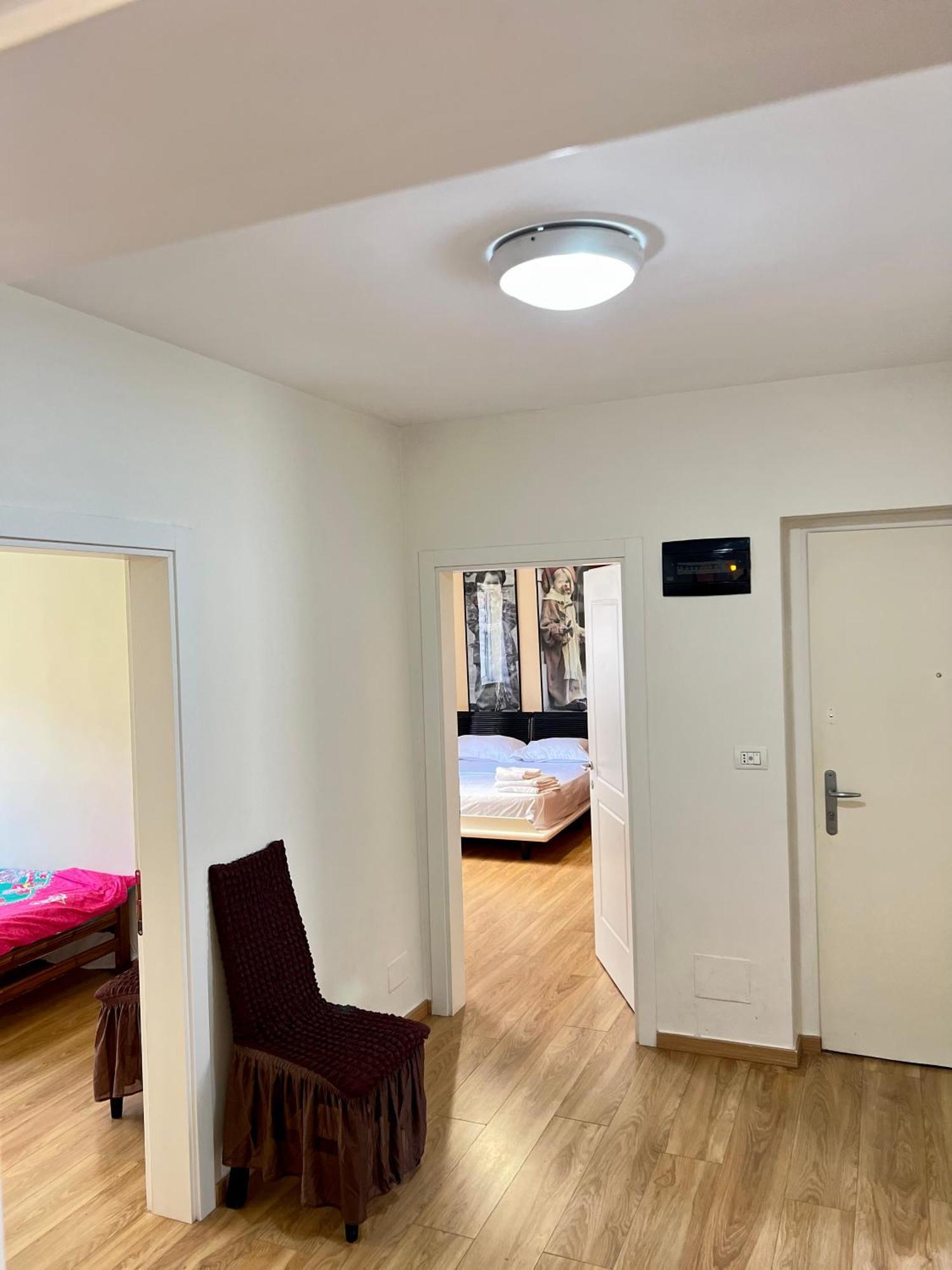 Skanderbeg Square Apartment ティラナ エクステリア 写真