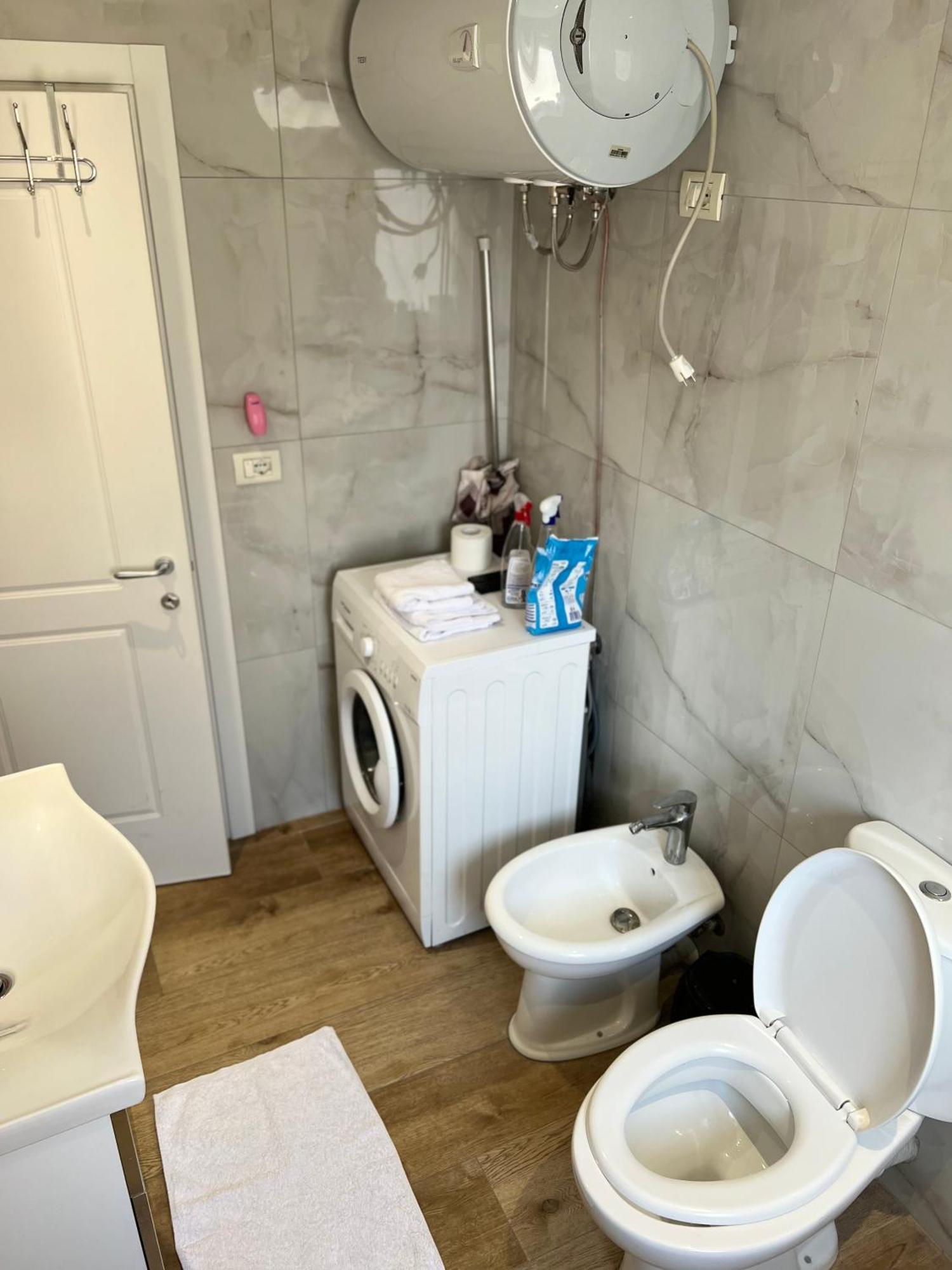 Skanderbeg Square Apartment ティラナ エクステリア 写真